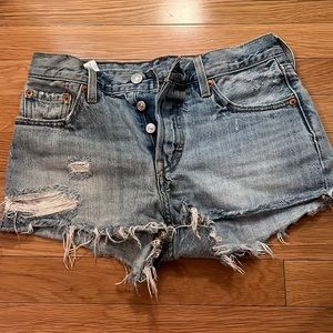 Levi’s High waist Shorts